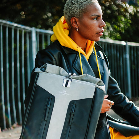 Rucksack Capiente • Grau Creme