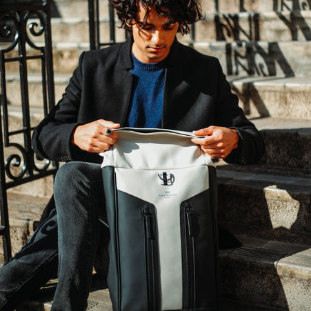 Rucksack Capiente • Grau Schwarz